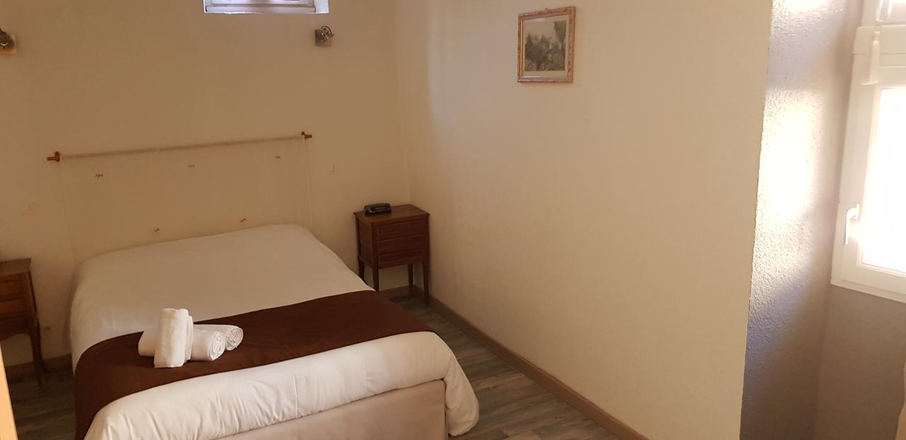 Logis Hotel Le Prieure Bourg-Saint-Andéol Εξωτερικό φωτογραφία