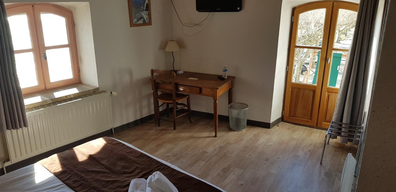 Logis Hotel Le Prieure Bourg-Saint-Andéol Εξωτερικό φωτογραφία