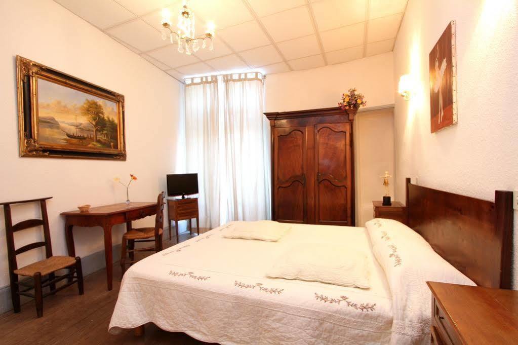 Logis Hotel Le Prieure Bourg-Saint-Andéol Εξωτερικό φωτογραφία