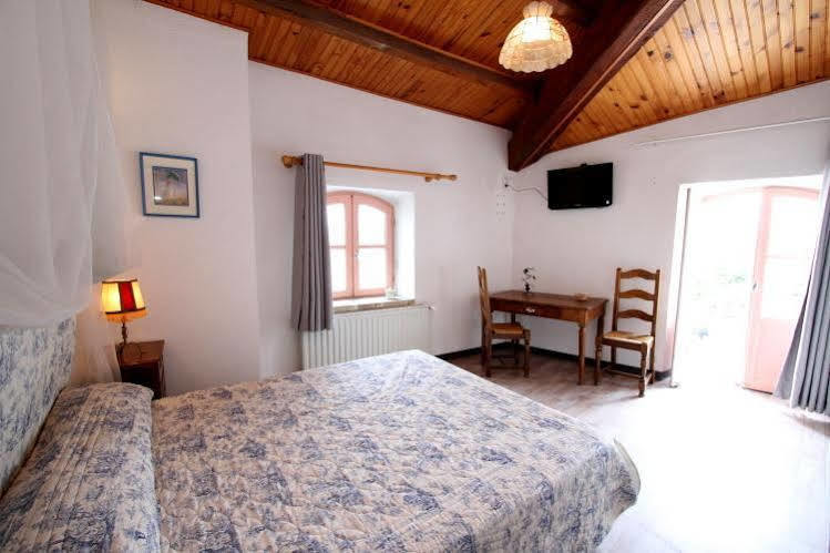 Logis Hotel Le Prieure Bourg-Saint-Andéol Εξωτερικό φωτογραφία